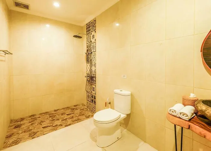 Casa De Beji Villa Seminyak (Bali)